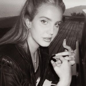 Meet your Posher, Coffeea